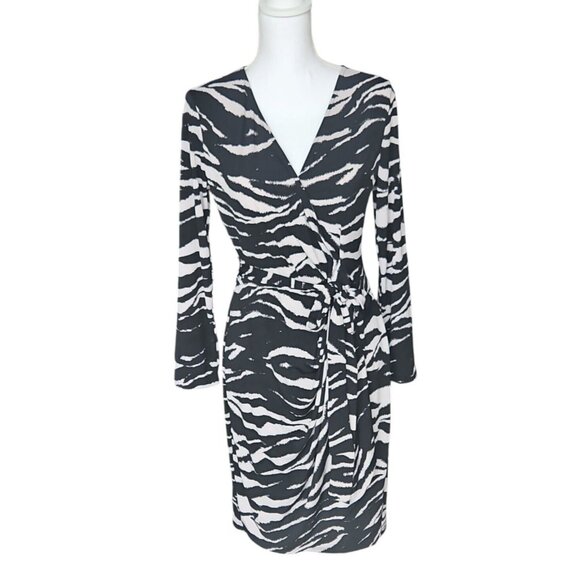 Lark & Ro Dresses & Skirts - Lark and Ro True Womens Medium iWrap Dress Long Sleeve Animal Print New No Tags